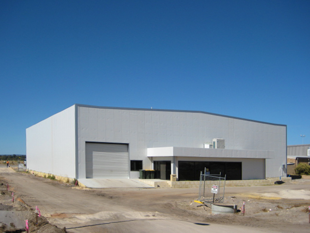 hangar -08.jpg